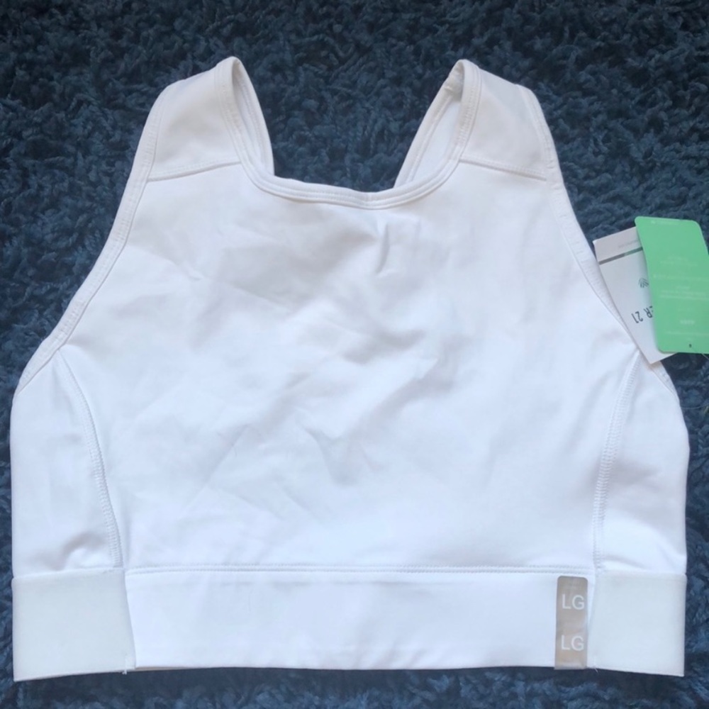 ISO forever 21 white sports bra